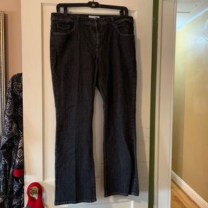 ⬇️$40 Chico’s Platinum Black Jeans Sparkle Pockets